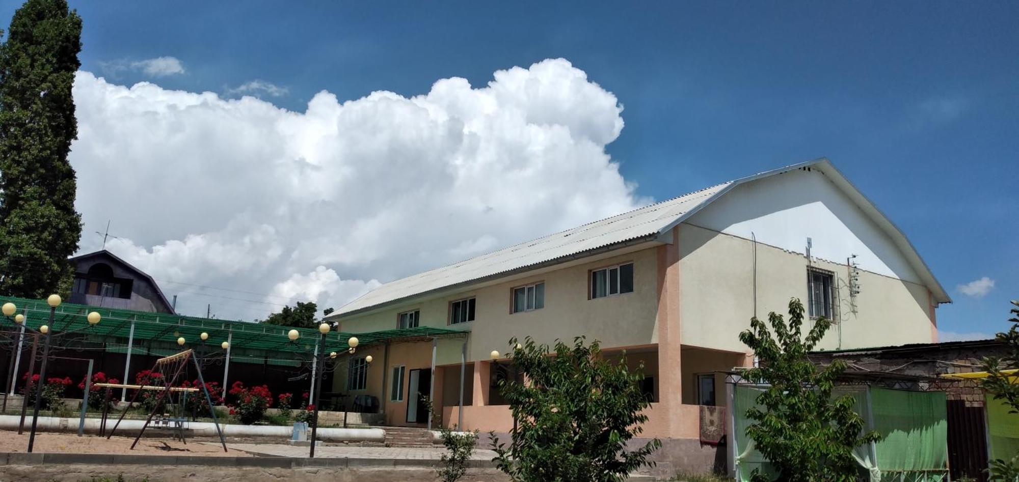 Yukon Hotel Bosteri Kültér fotó