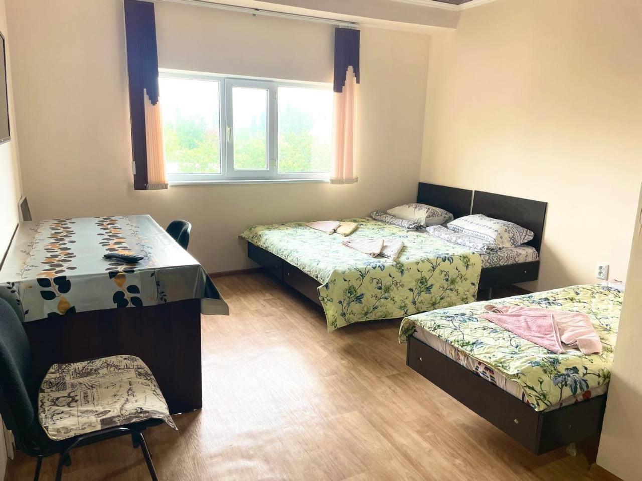 Yukon Hotel Bosteri Kültér fotó