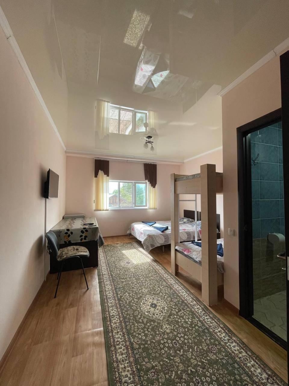 Yukon Hotel Bosteri Kültér fotó